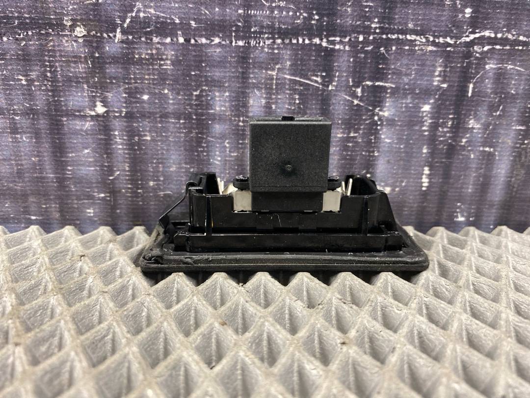 Плафон подсветки номера, 650 рублей, Красноярск