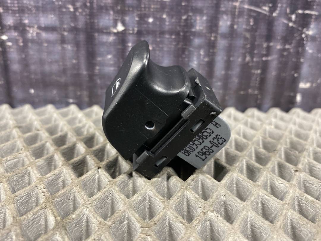 Кнопка стеклоподъемника, 550 рублей, Красноярск