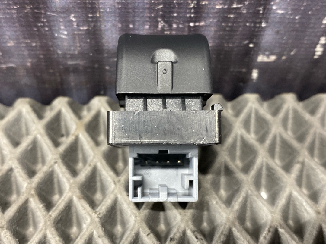 Кнопка стеклоподъемника, 550 рублей, Красноярск