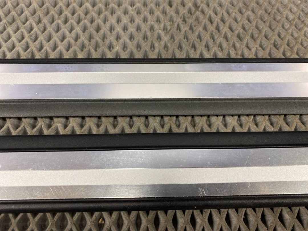 Комплект накладок на порог, 2130 рублей, Красноярск