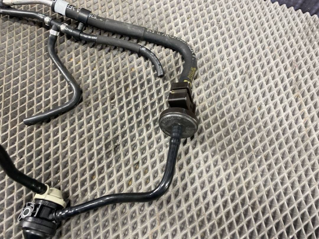 Клапан вентиляции топливного бака, 3320 рублей, Красноярск