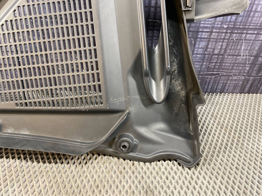 Решетка под лобовое стекло, 900 рублей, Красноярск