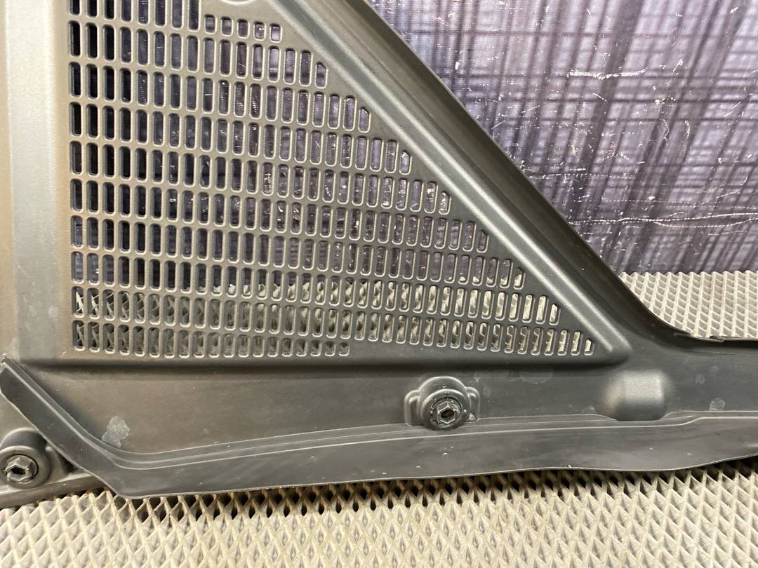 Решетка под лобовое стекло, 900 рублей, Красноярск