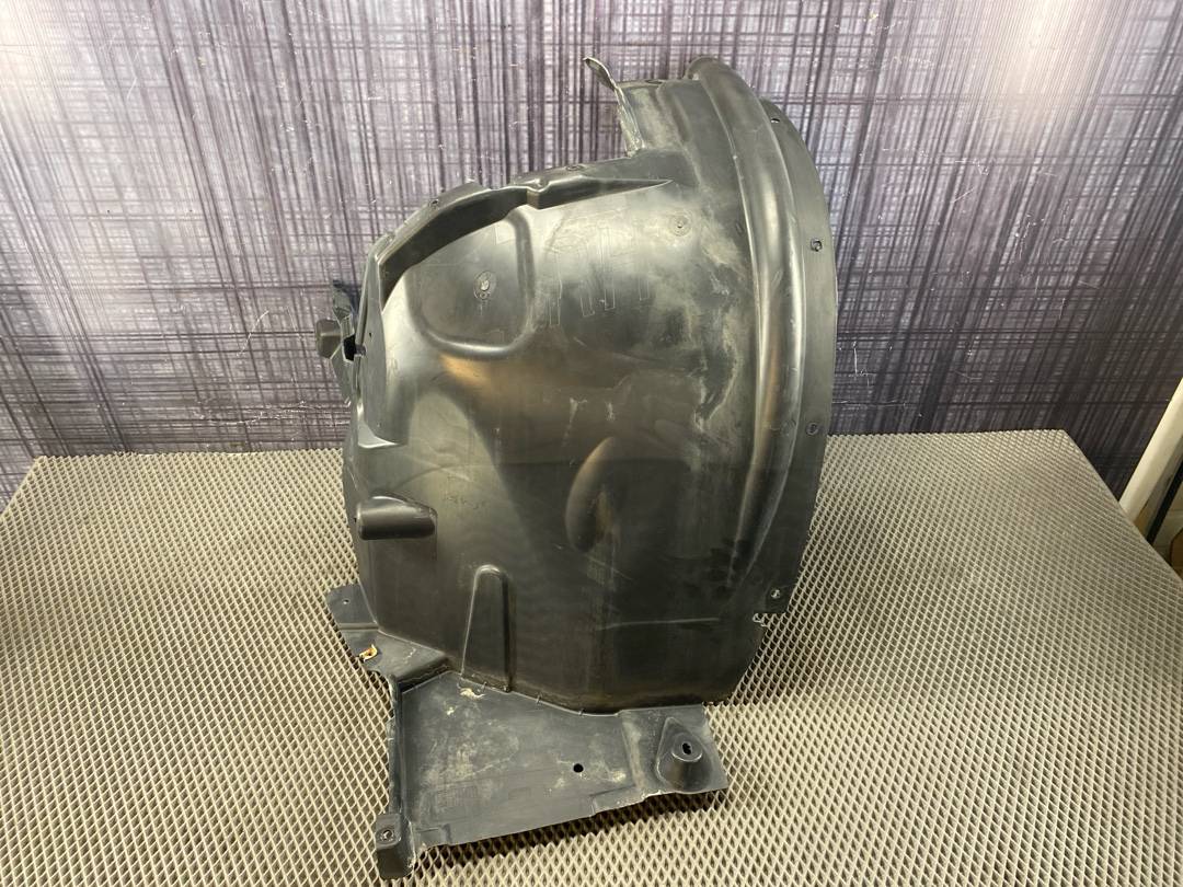 Подкрылок, 1200 рублей, Красноярск