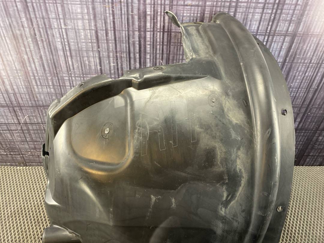 Подкрылок, 1200 рублей, Красноярск