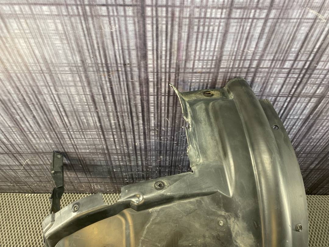 Подкрылок, 1200 рублей, Красноярск