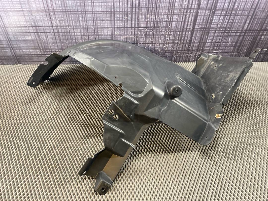 Подкрылок, 1200 рублей, Красноярск