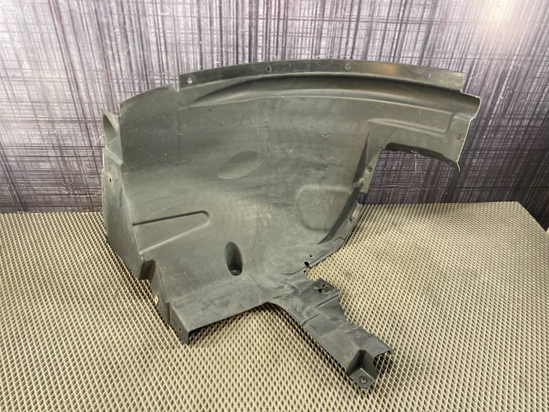 Подкрылок, 1200 рублей, Красноярск