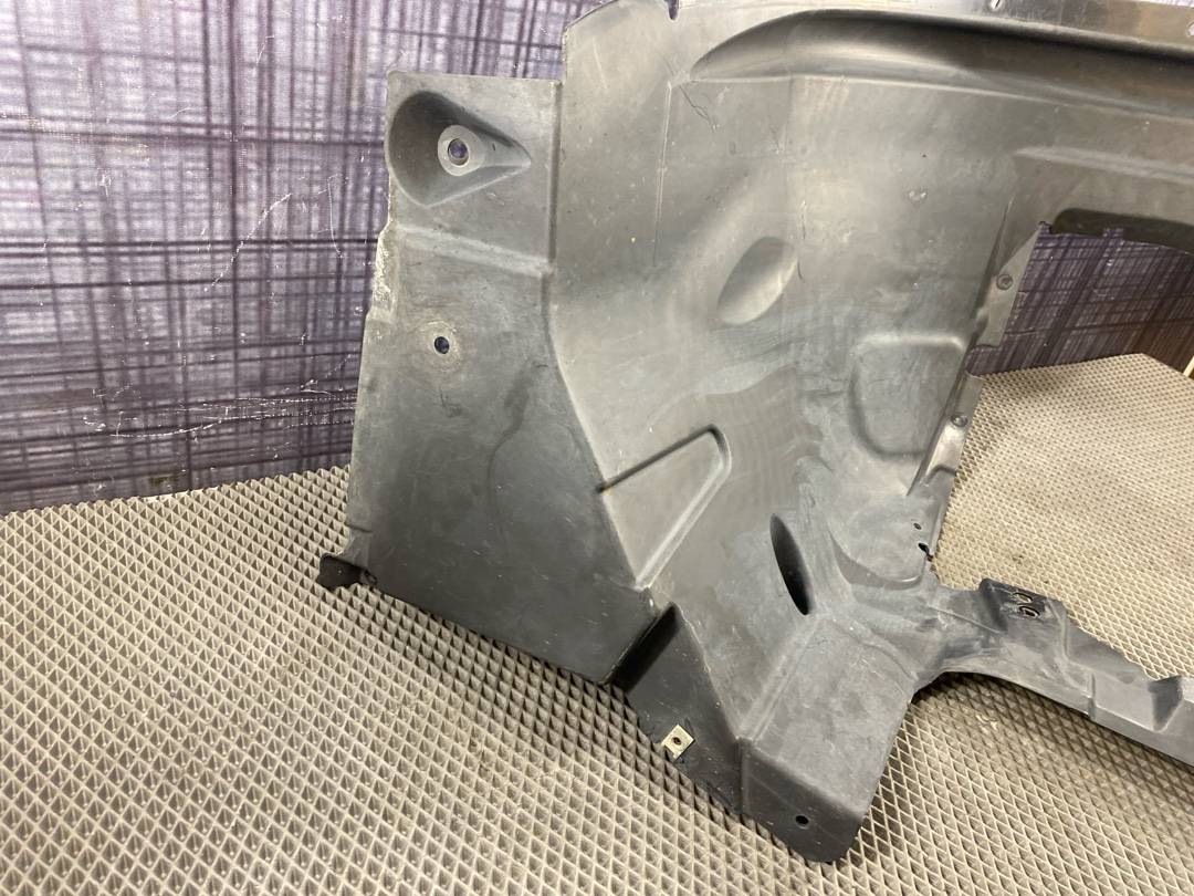 Подкрылок, 1200 рублей, Красноярск