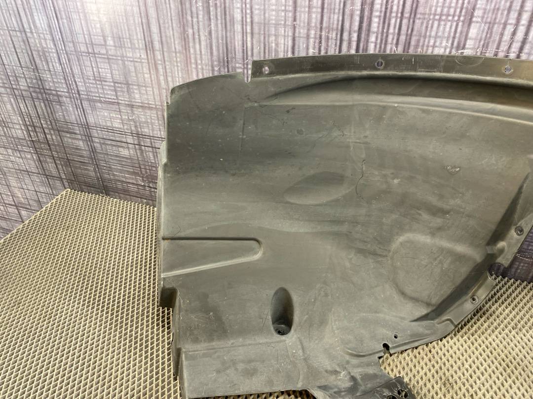 Подкрылок, 1200 рублей, Красноярск