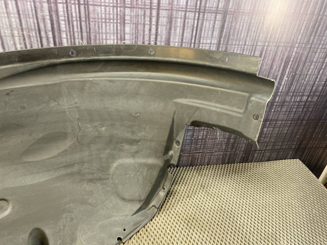 Подкрылок, 1200 рублей, Красноярск