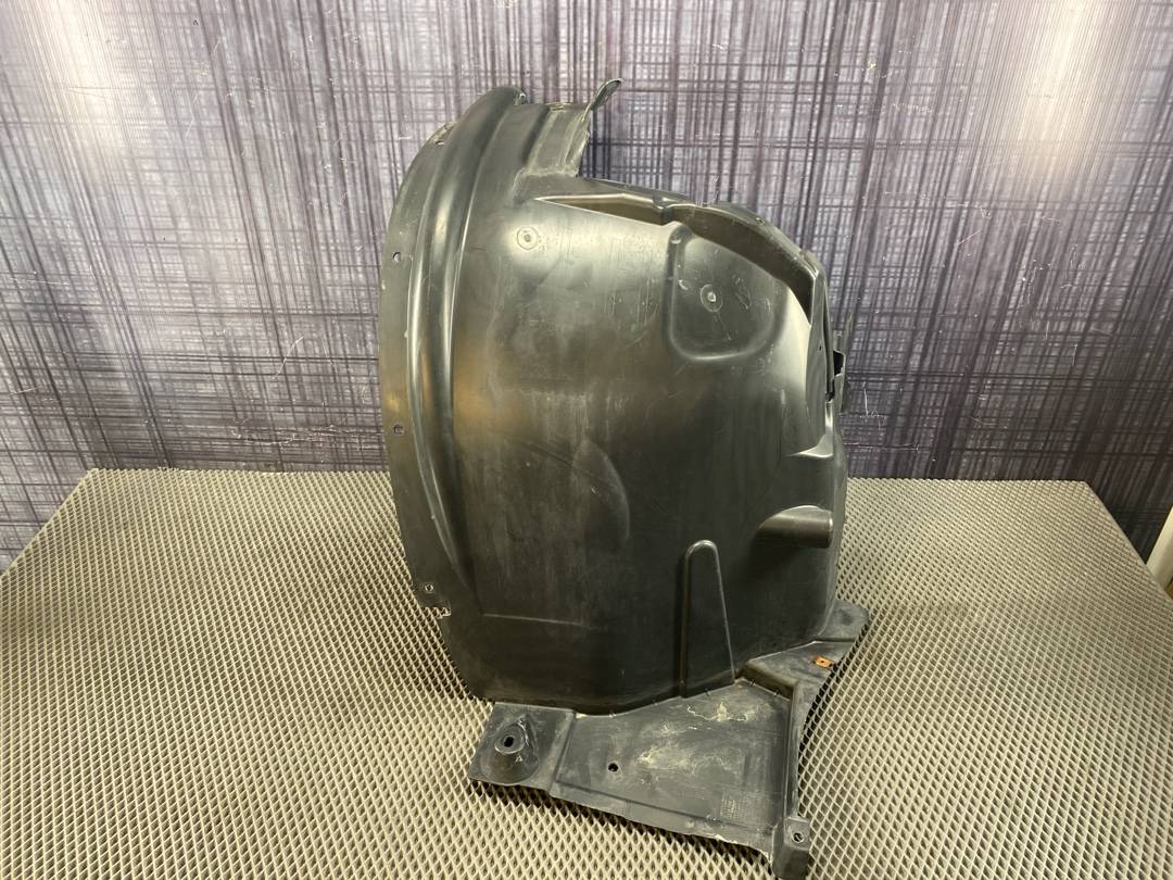 Подкрылок, 1200 рублей, Красноярск