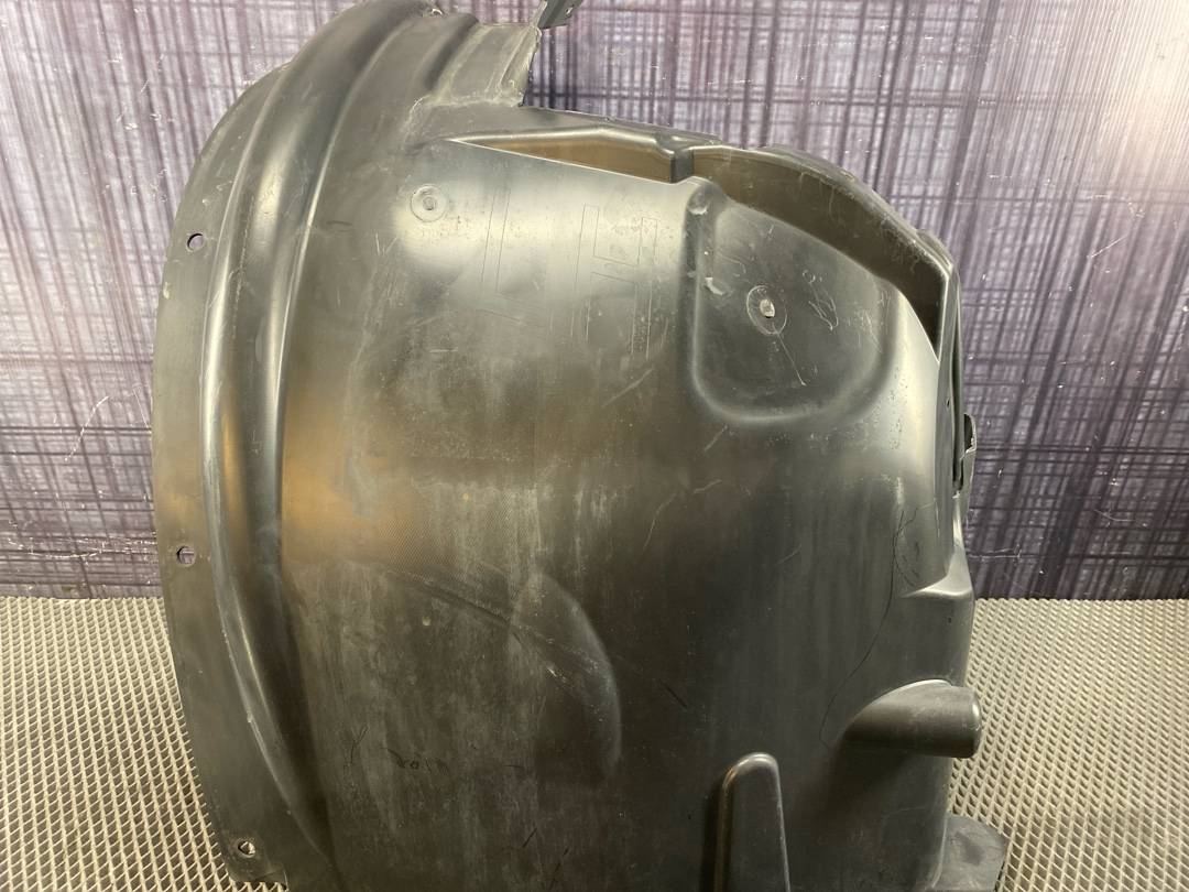 Подкрылок, 1200 рублей, Красноярск