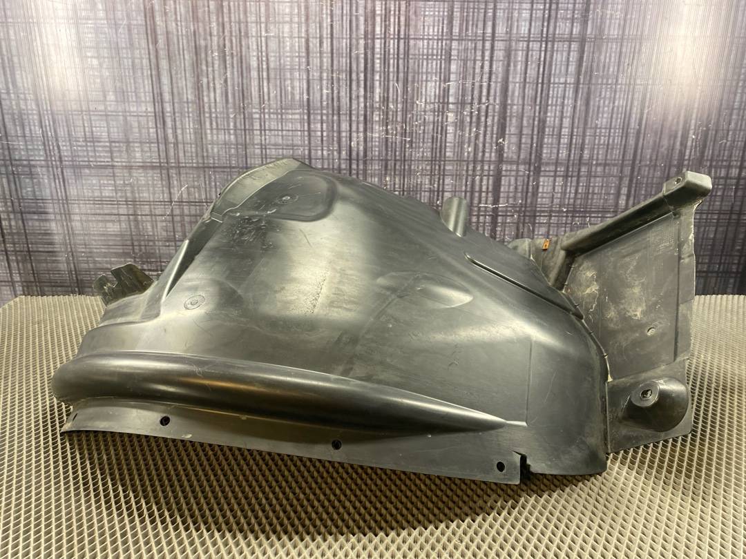 Подкрылок, 1200 рублей, Красноярск