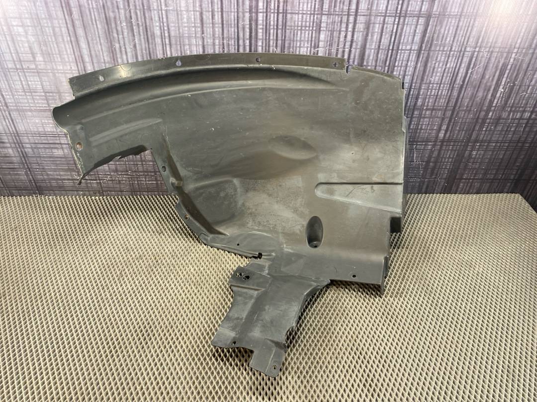 Подкрылок, 1200 рублей, Красноярск