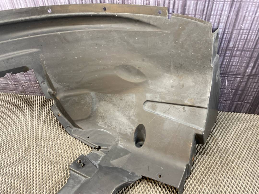 Подкрылок, 1200 рублей, Красноярск