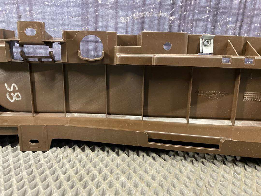 Пластик багажника, 773 рублей, Красноярск