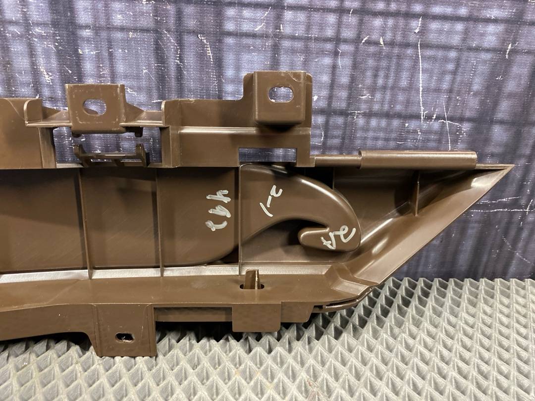 Пластик багажника, 773 рублей, Красноярск