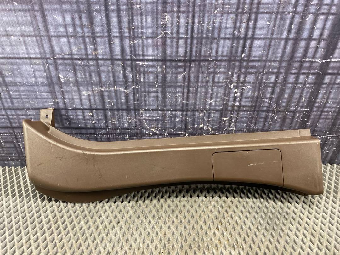 Пластик багажника, 353 рублей, Красноярск