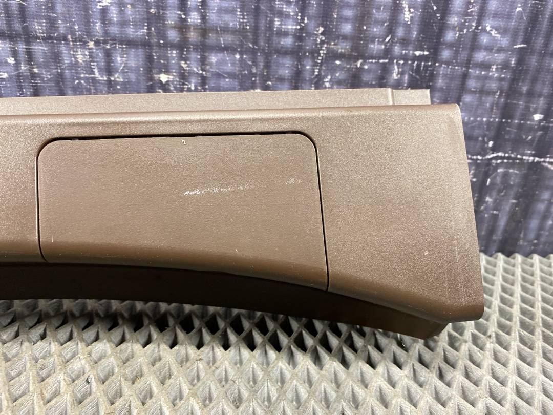 Пластик багажника, 353 рублей, Красноярск