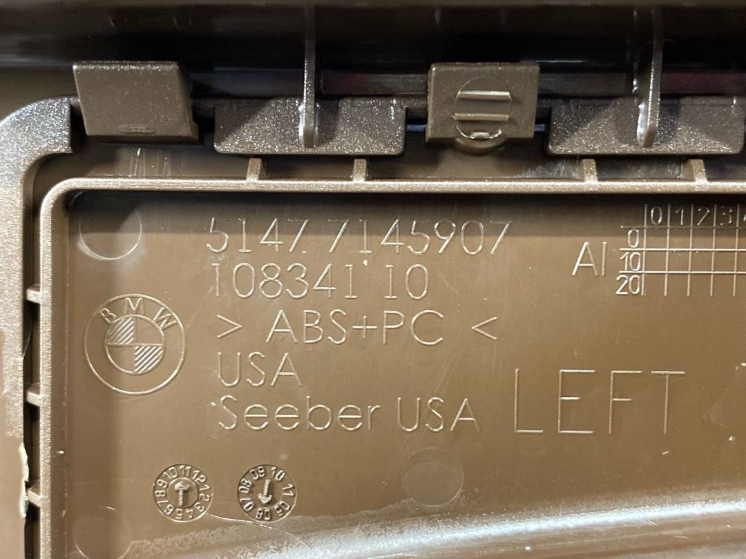 Пластик багажника, 353 рублей, Красноярск