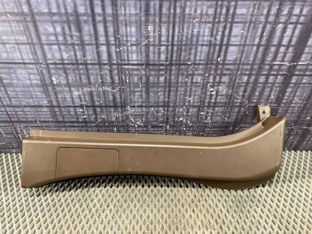 Пластик багажника, 353 рублей, Красноярск