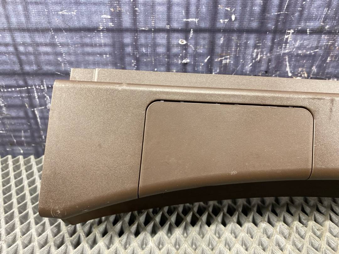 Пластик багажника, 353 рублей, Красноярск