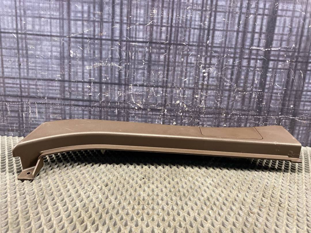 Пластик багажника, 353 рублей, Красноярск