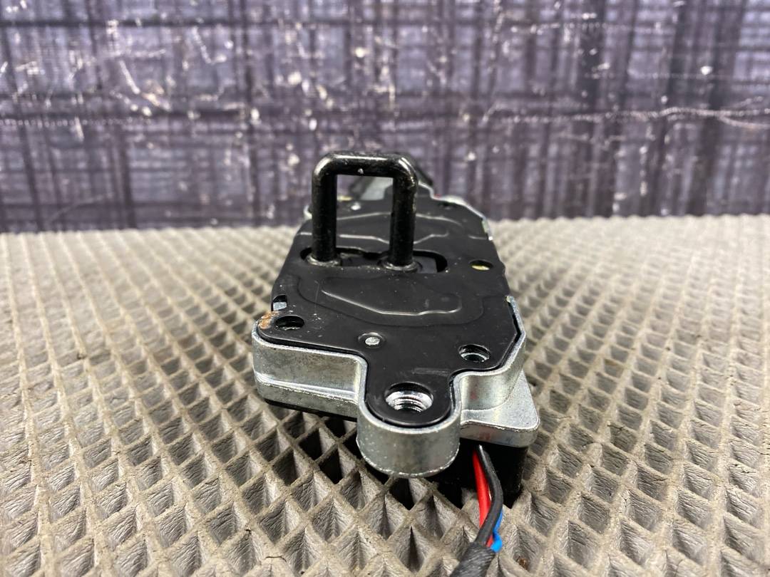 Замок крышки багажника, 2910 рублей, Красноярск