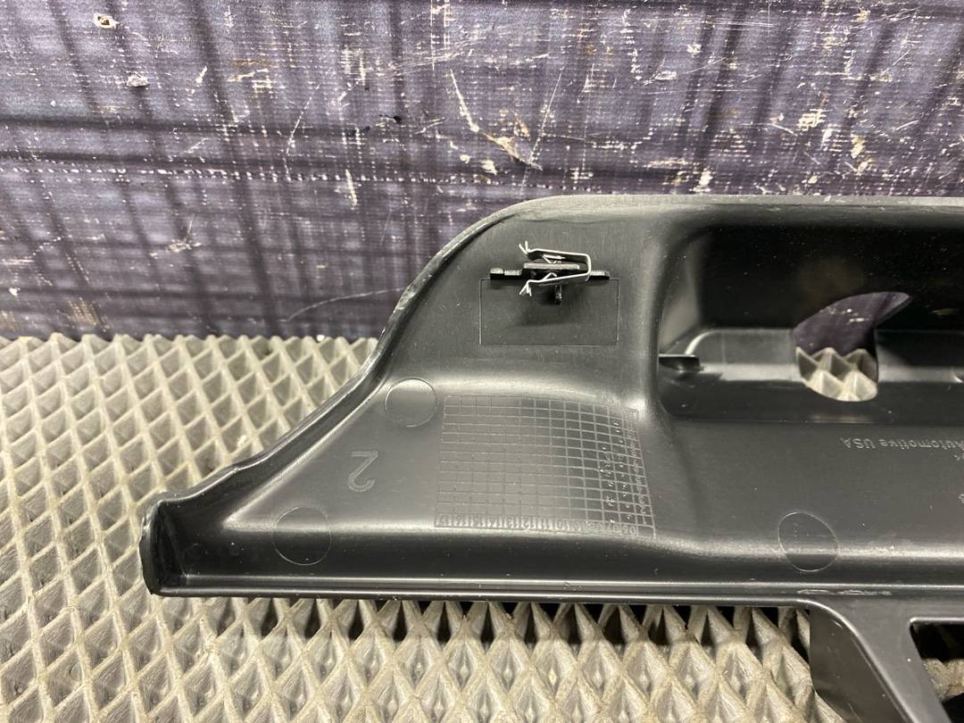 Пластик крышки багажника, 338 рублей, Красноярск