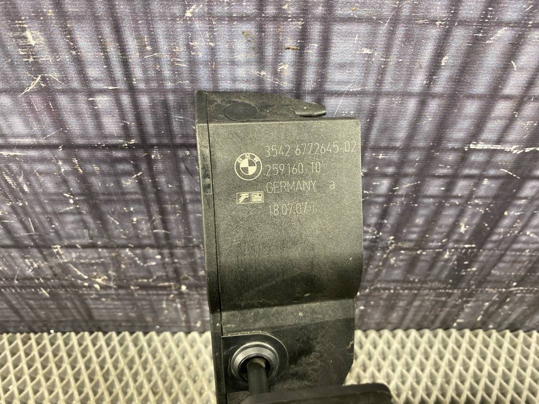 Педаль газа, 1470 рублей, Красноярск