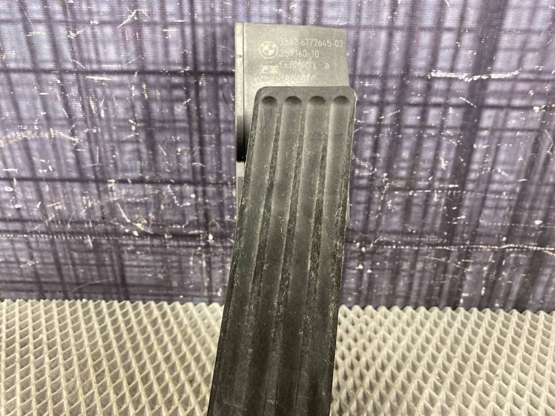 Педаль газа, 1470 рублей, Красноярск