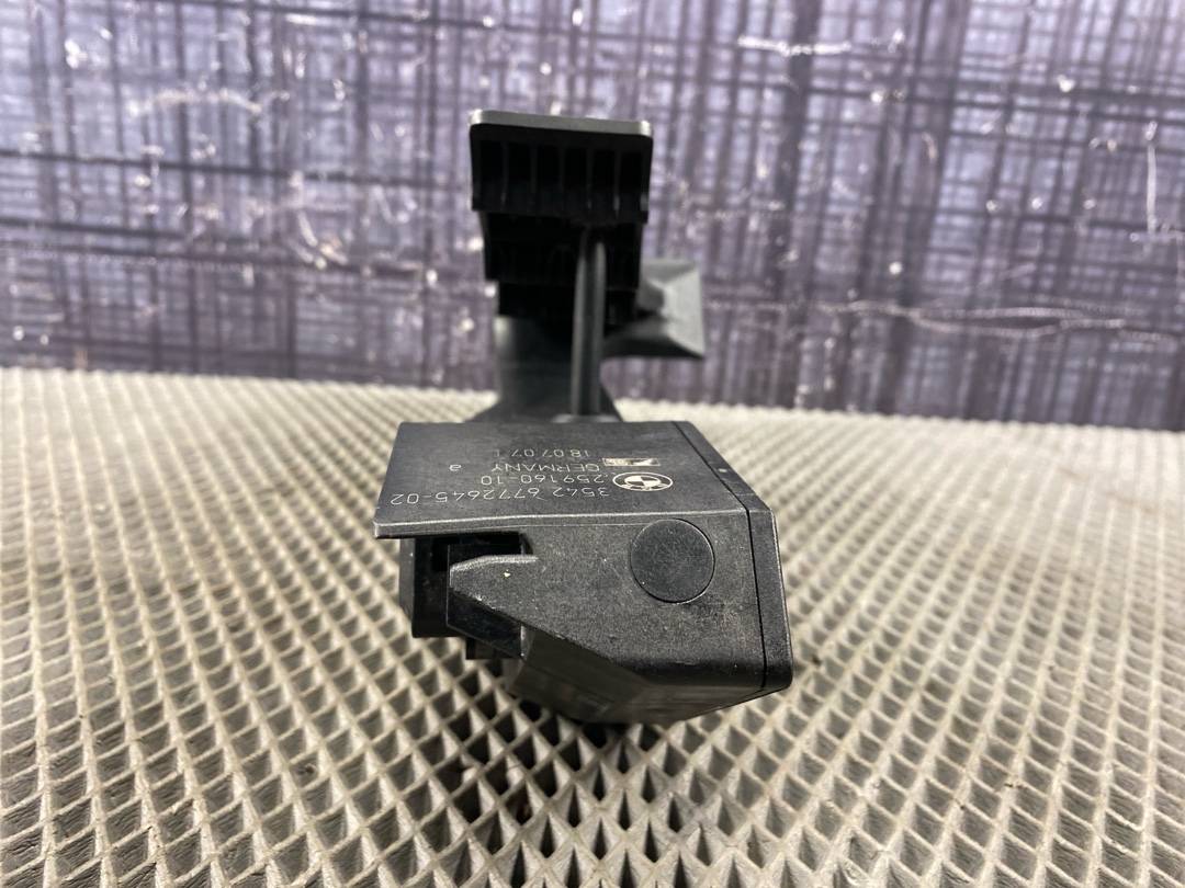 Педаль газа, 1470 рублей, Красноярск