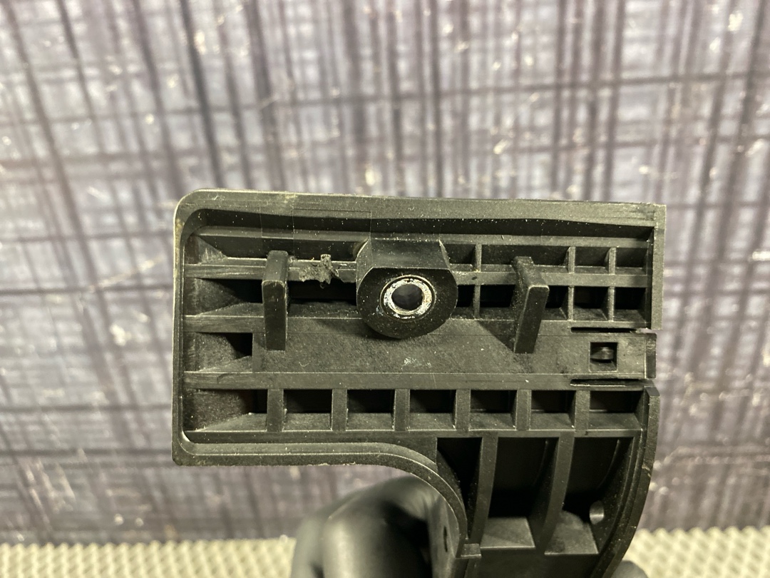 Педаль газа, 1470 рублей, Красноярск