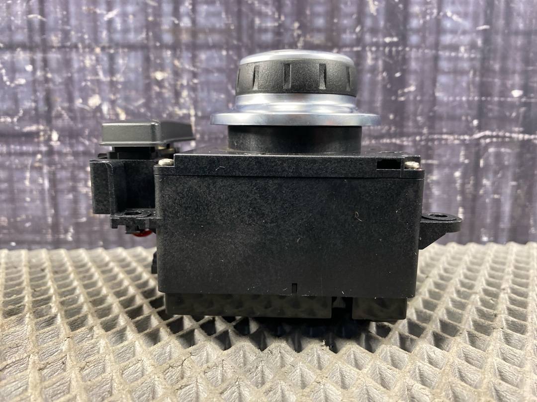 Джойстик, 2633 рублей, Красноярск