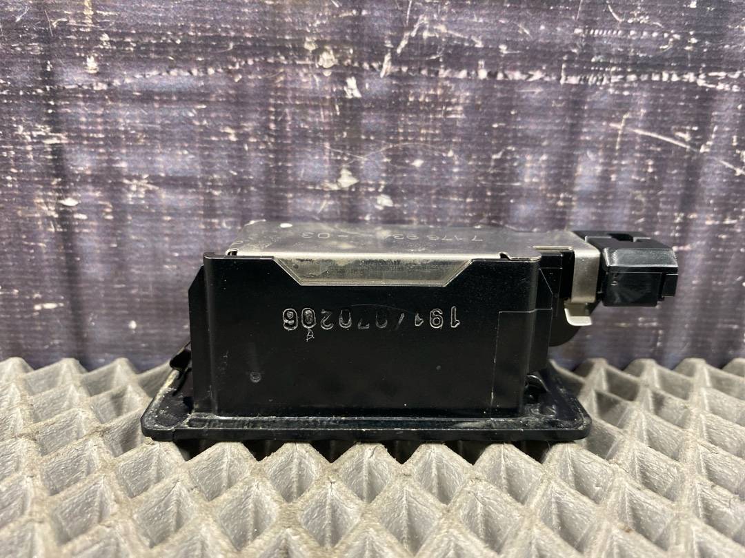 Плафон подсветки номера, 735 рублей, Красноярск