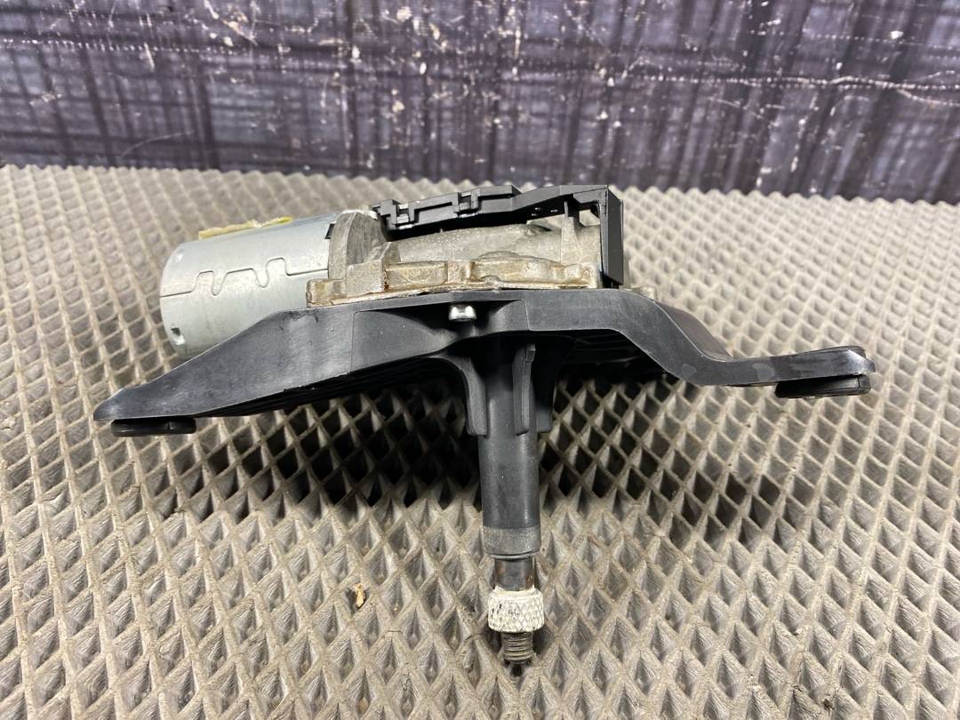 Мотор стеклоочистителя, 1560 рублей, Красноярск