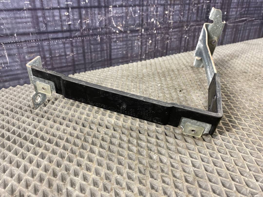 Крепление аккумулятора, 990 рублей, Красноярск