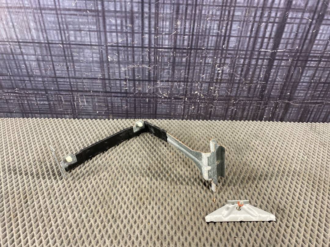 Крепление аккумулятора, 990 рублей, Красноярск