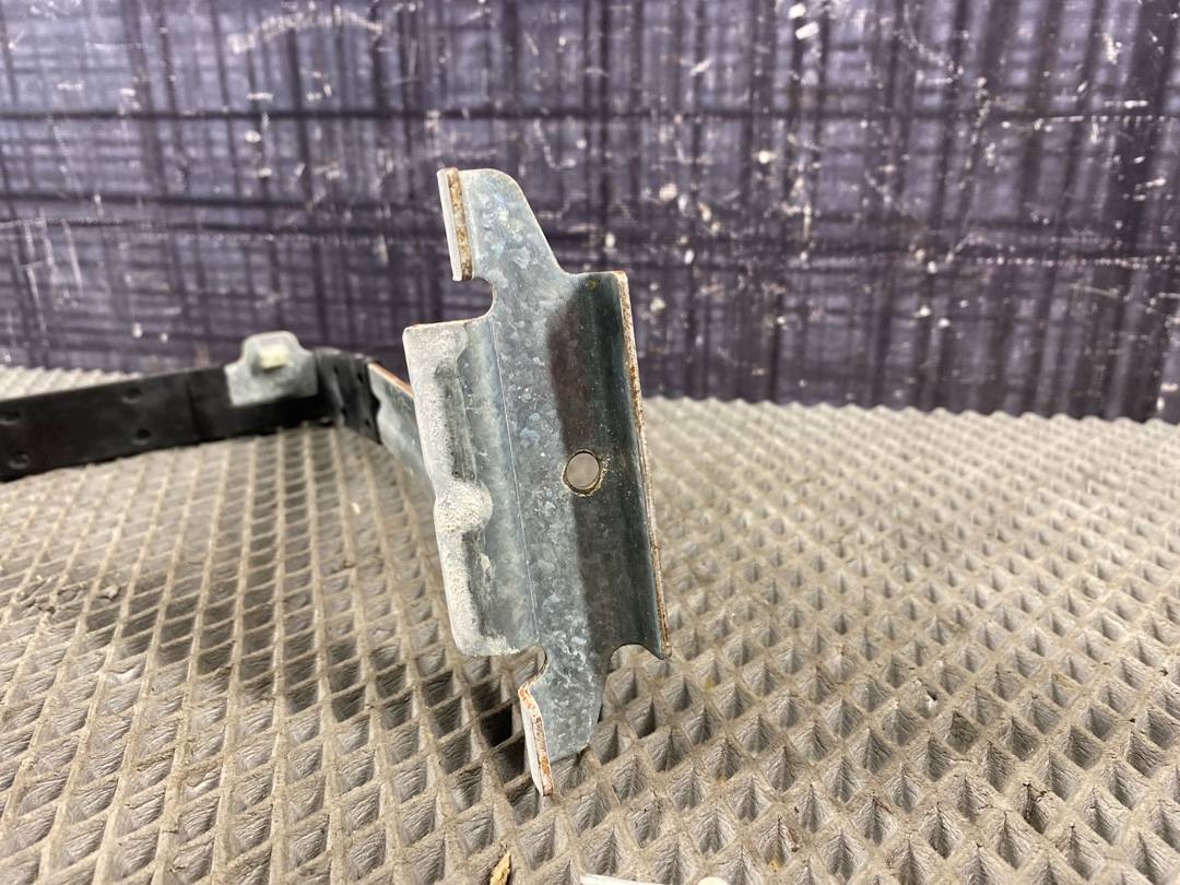 Крепление аккумулятора, 990 рублей, Красноярск