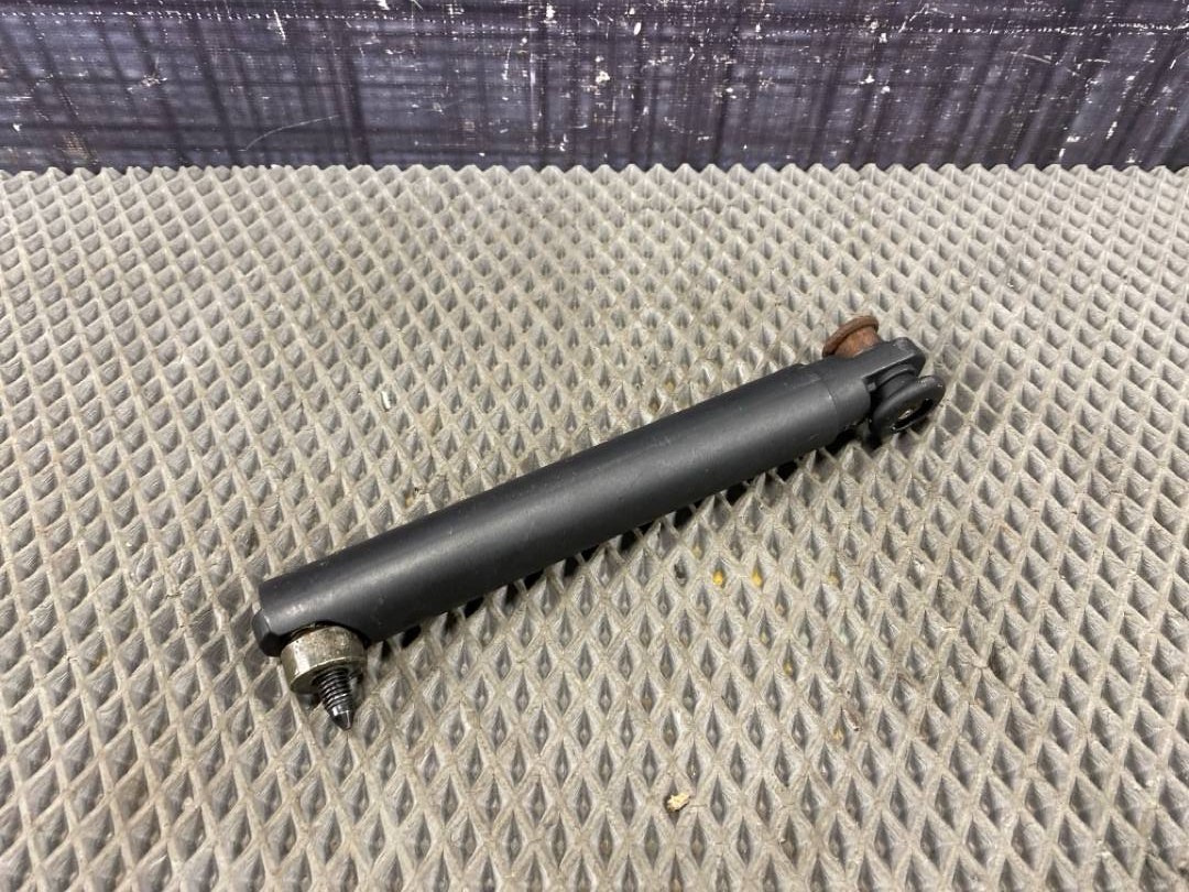 Амортизатор багажника, 570 рублей, Красноярск