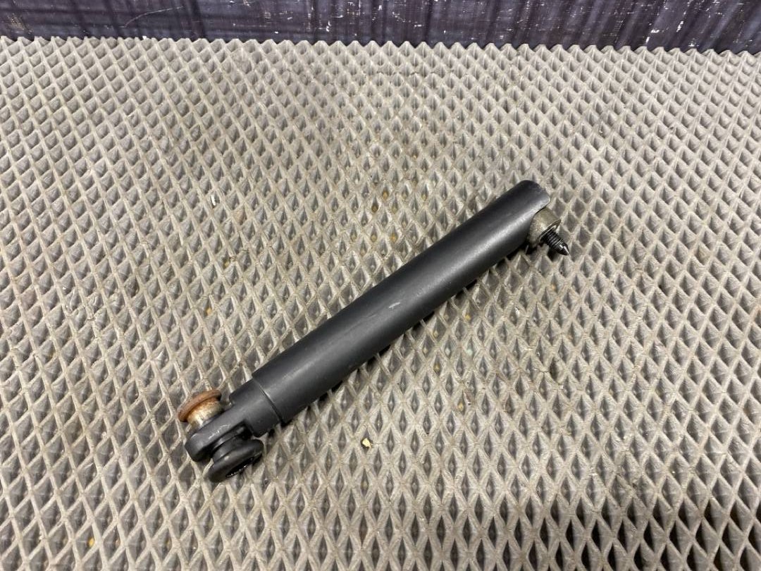 Амортизатор багажника, 570 рублей, Красноярск