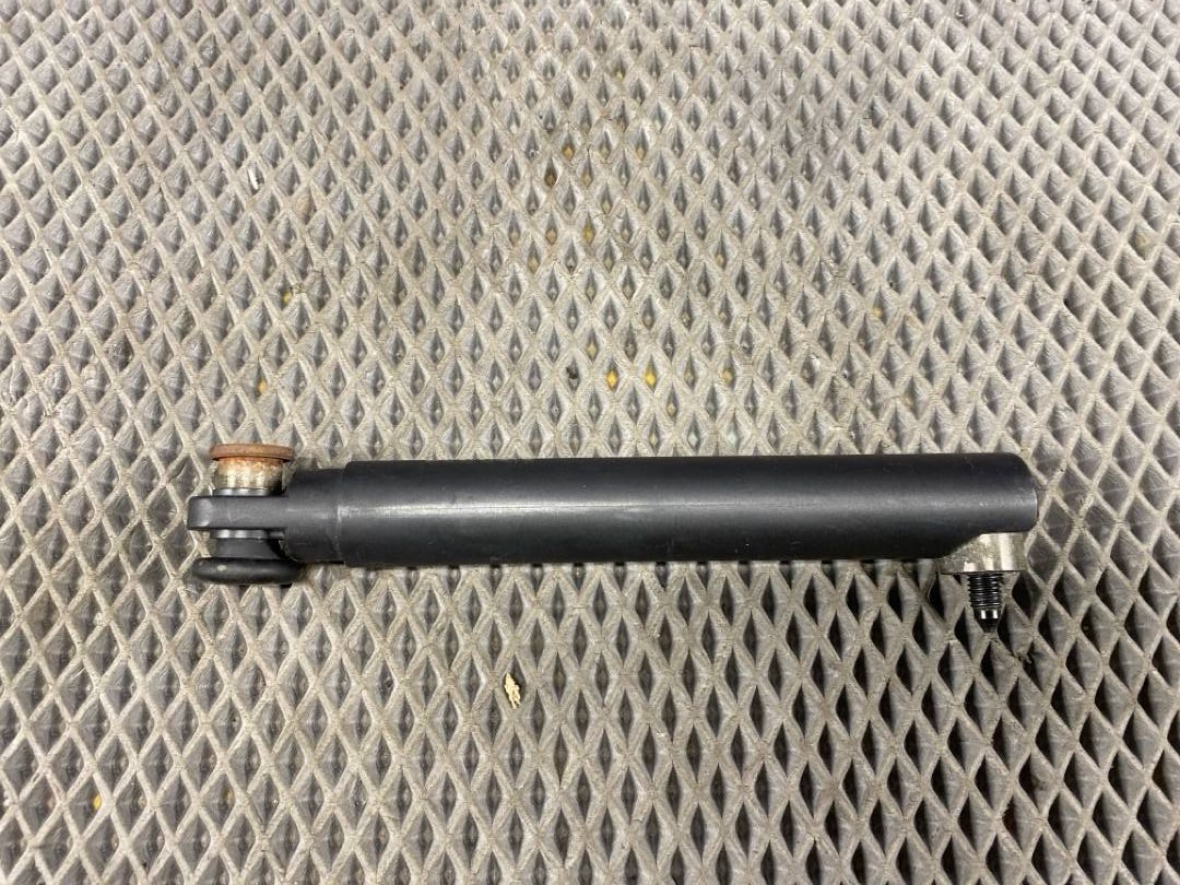 Амортизатор багажника, 570 рублей, Красноярск