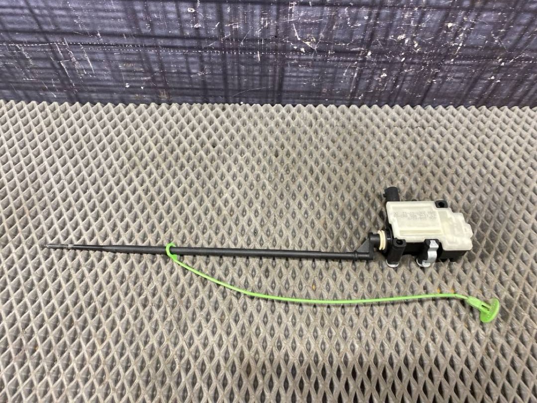 Замок лючка бензобака, 570 рублей, Красноярск