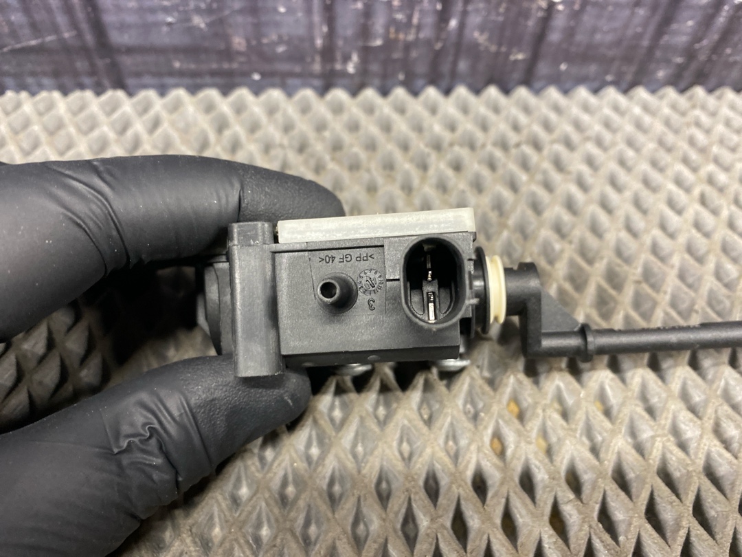 Замок лючка бензобака, 570 рублей, Красноярск