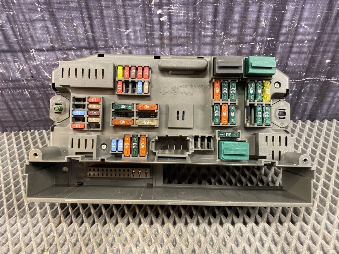 Блок предохранителей, 1988 рублей, Красноярск