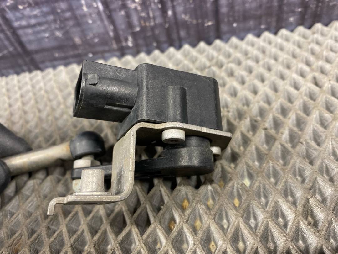 Датчик уровня подвески, 1898 рублей, Красноярск