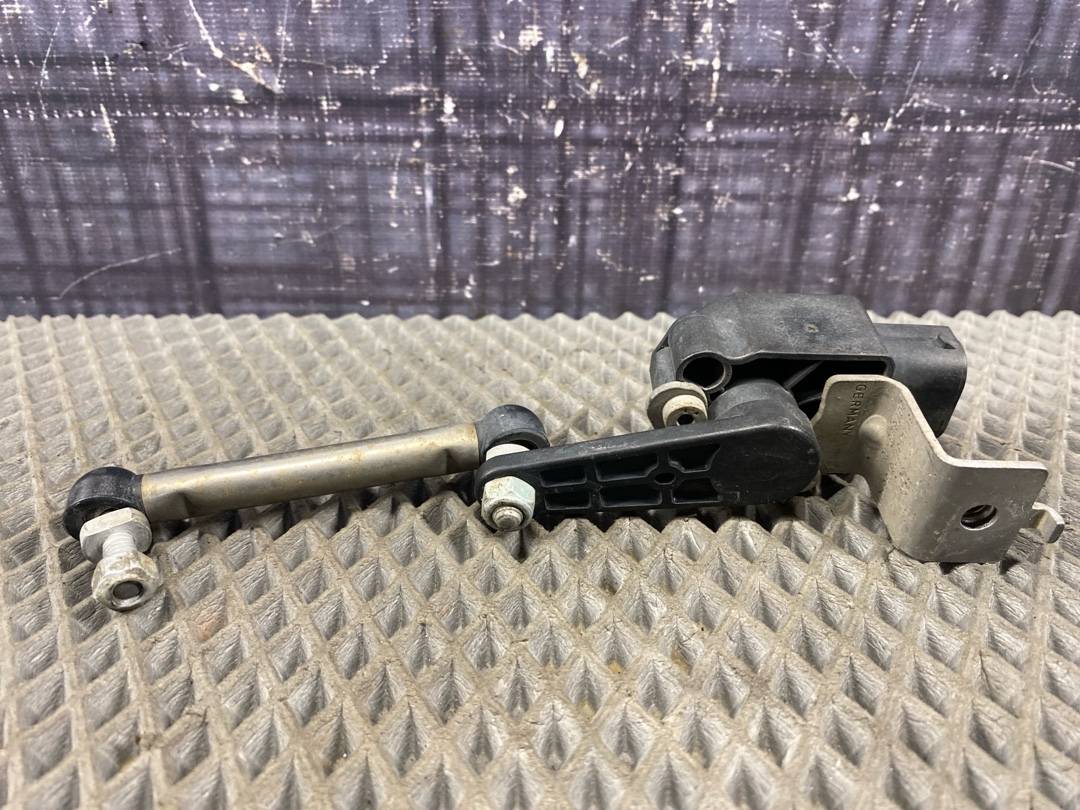 Датчик уровня подвески, 1898 рублей, Красноярск