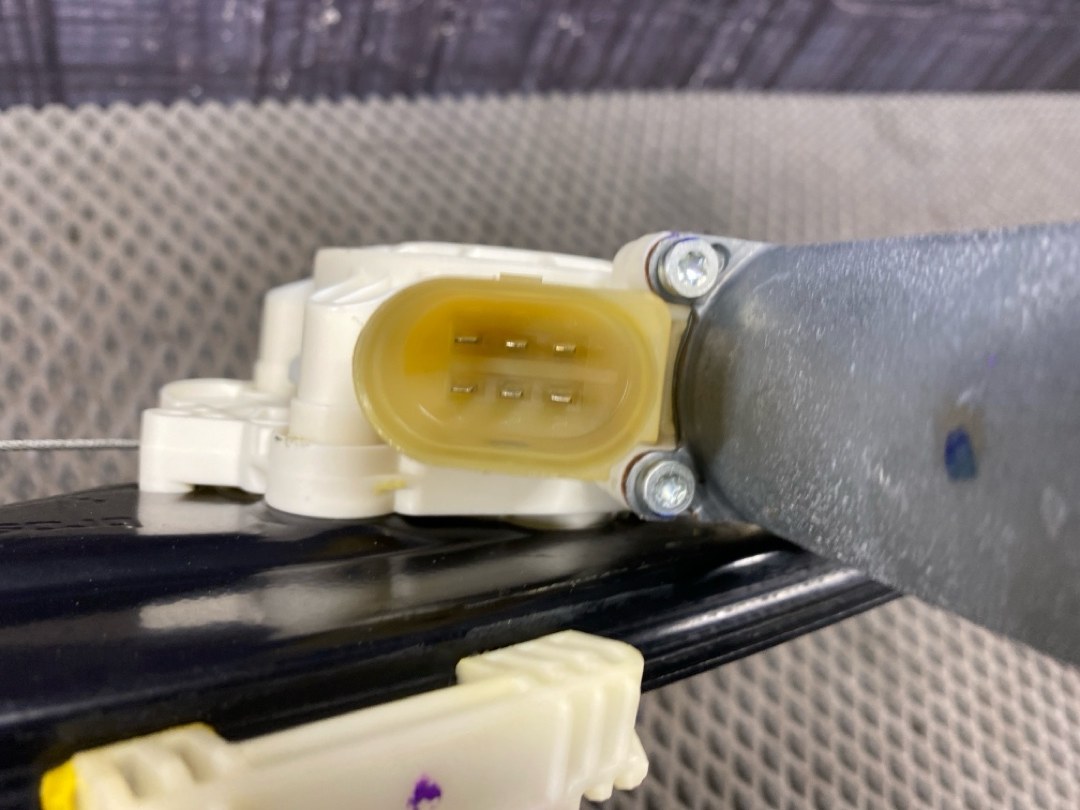 Стеклоподъемник, 1875 рублей, Красноярск