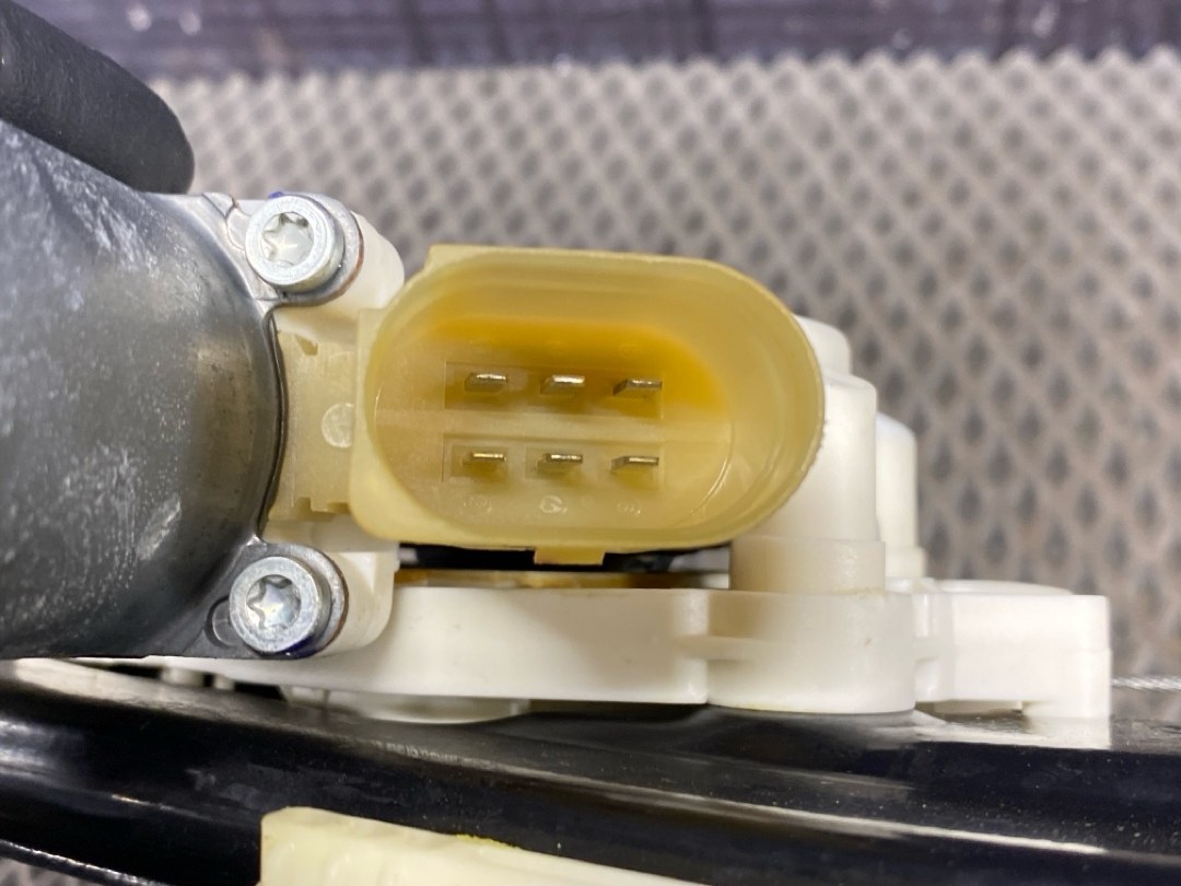 Стеклоподъемник, 1875 рублей, Красноярск